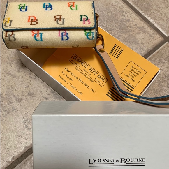 Dooney & Bourke Multicolor Logo Clutch - Picture 2 of 9
